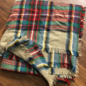 Tan OVERSIZED plaid scarf that everyone loves!